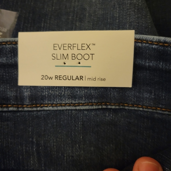 Maurices Everflex Slim Boot jeans - Picture 5 of 7